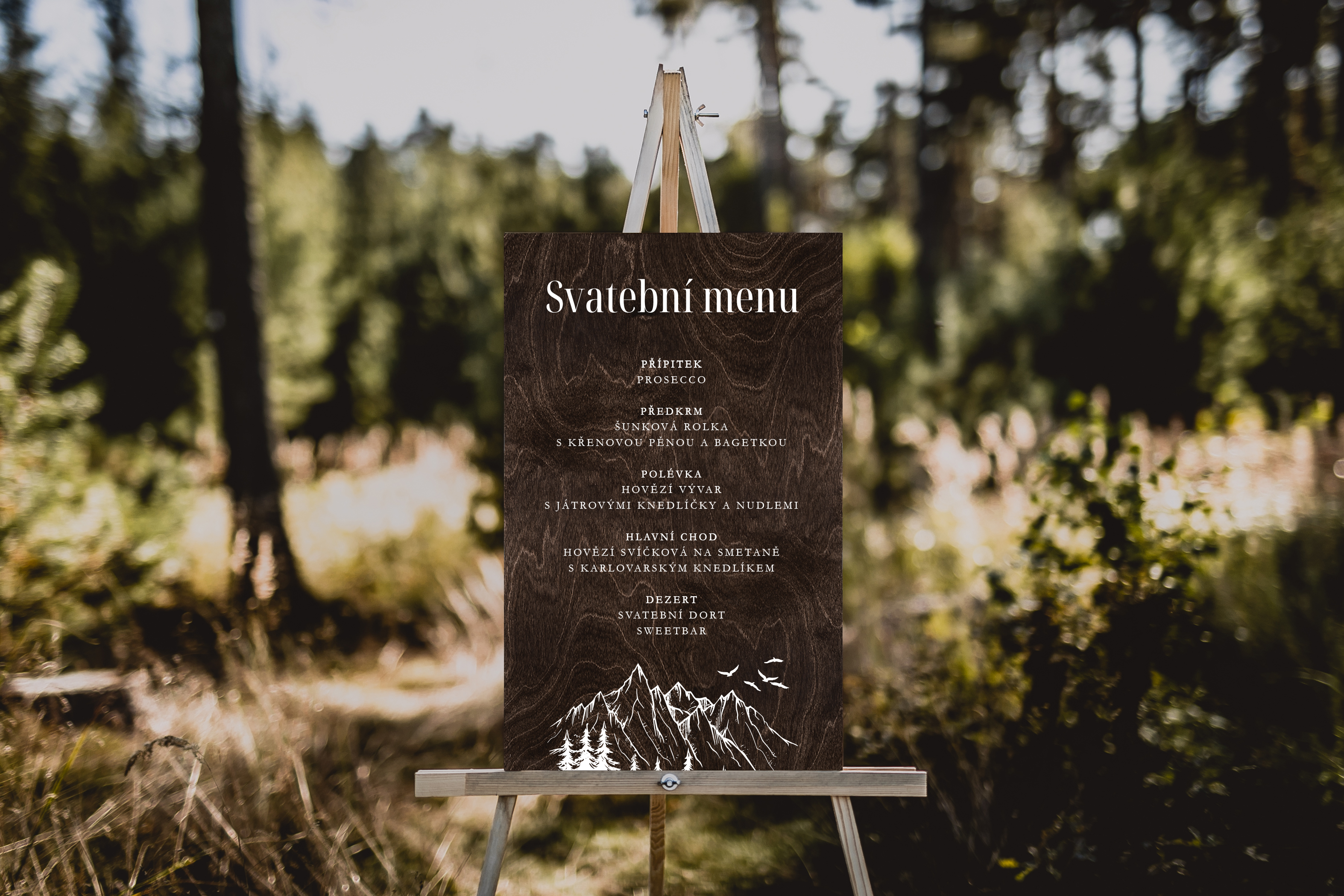 Dřevěné svatební menu v hnědé variantě